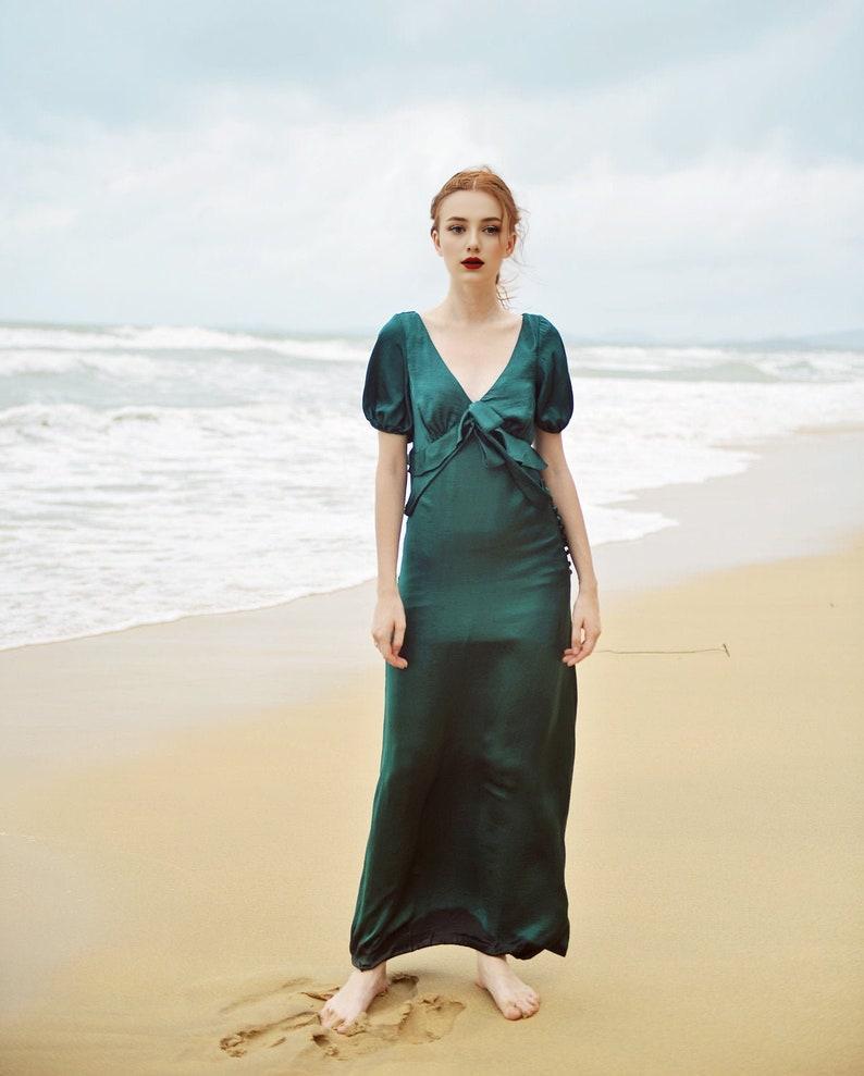 Emerald V-Neck Half Sleeve Bridesmaid Dress